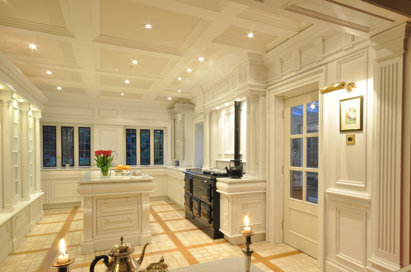 Luxury British Int 1