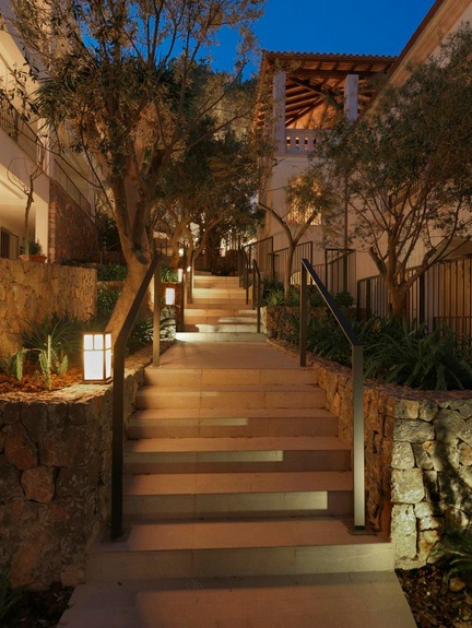 jumeirah steps