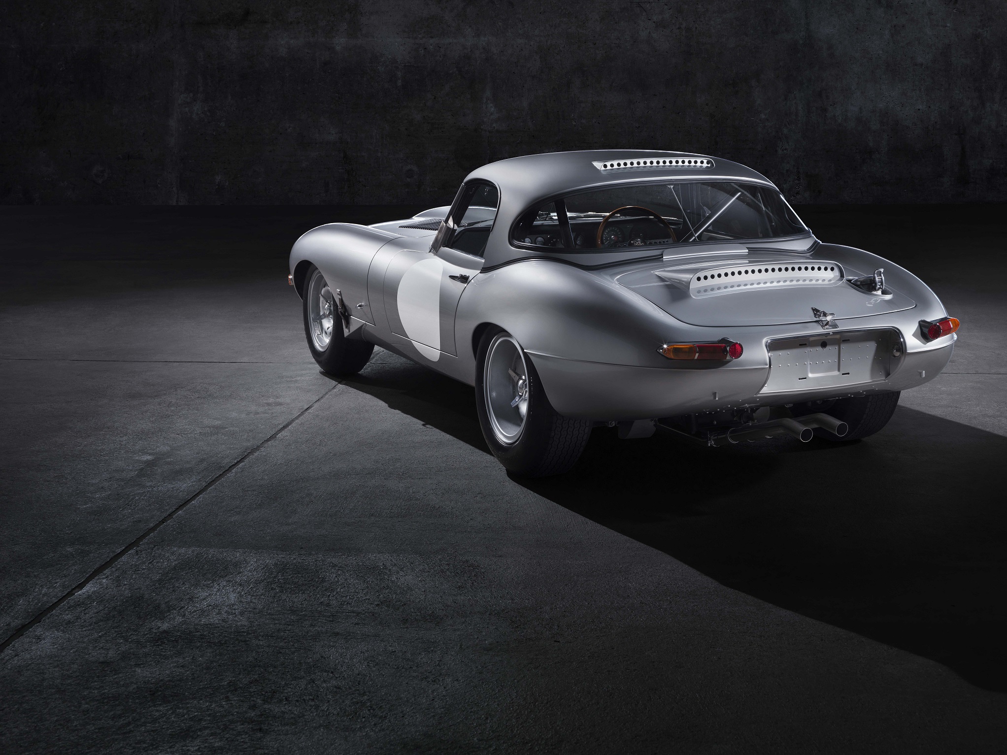 Jaguar_LWE_Hero_05