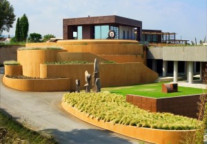 uM1Pk_q81gLviIfdnEDNQa7S_ZvJeRRBwPmb1266FeI