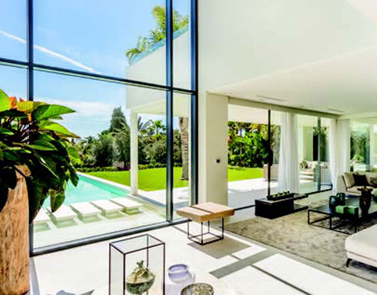 Beachfront Style - Home & Lifestyle Magazine