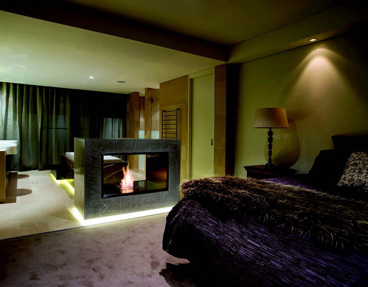 Peaceful Bedroom - Home & Lifestyle Magazine.