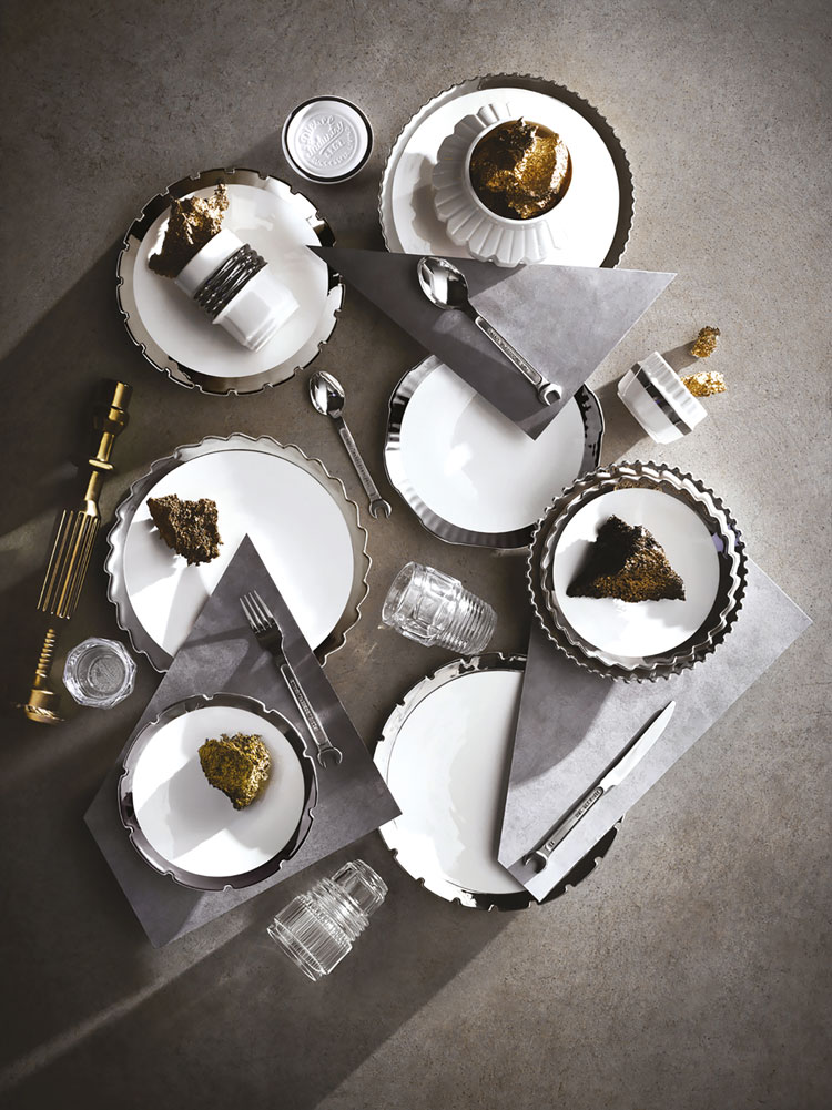 silver tableware 