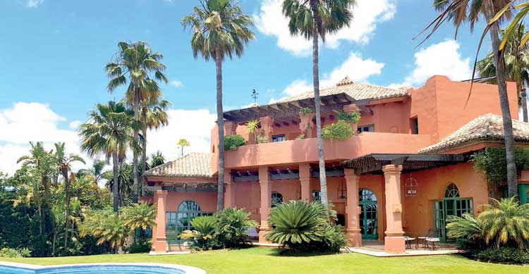 EXQUISITE MANSION - Home and Lifestyle Magazine