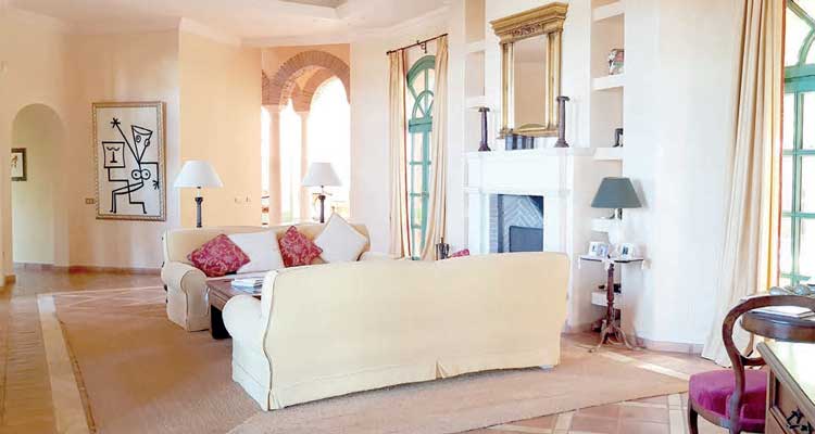 EXQUISITE MANSION - Home and Lifestyle Magazine