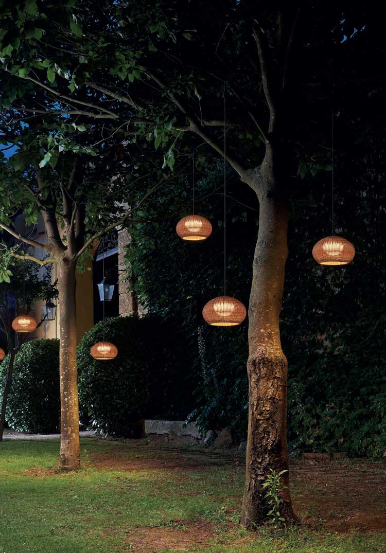 LIGHTING UP the outdoors - Home and Lifestyle Magazine