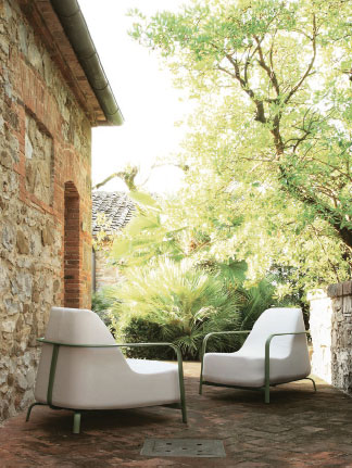 Outdoor Living - Home and Lifestyle Magazine