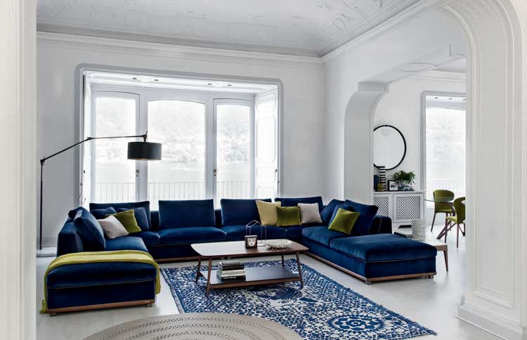 Living It Up - Home and Lifestyle Magazine