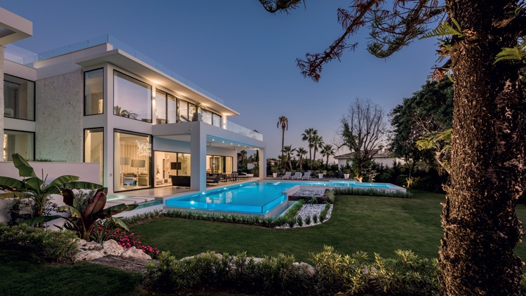 Still Standind How To Build A Home That Lasts - Home and Lifestyle Magazine 