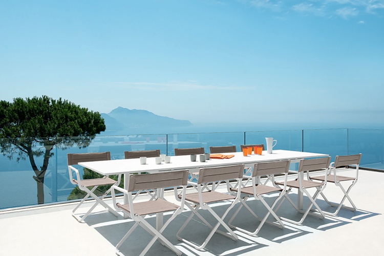 Outdoor Life - Home and Lifestyle Magazine